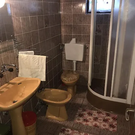 Katy's Place 3*