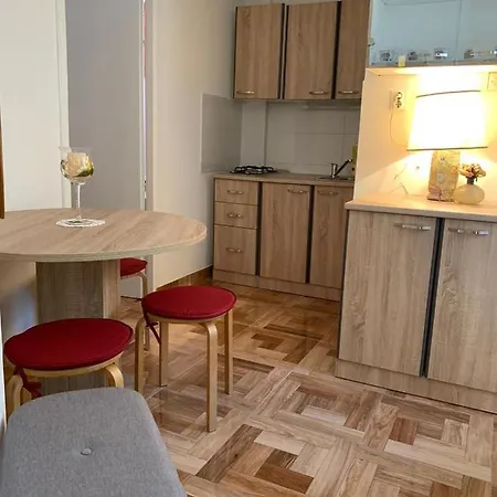 Katy's Place Krk Town